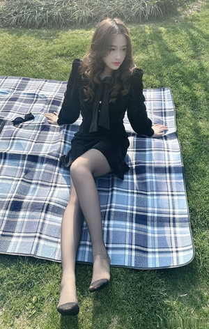 极品尤物丰满呻吟自慰爆乳