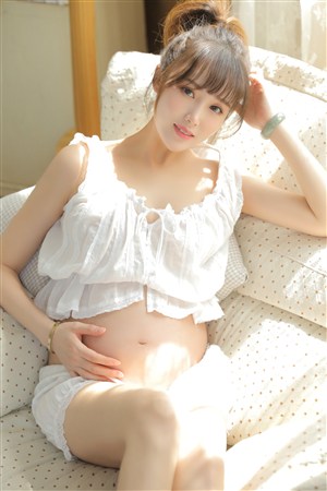 女人被爽到呻吟的视频姿势多