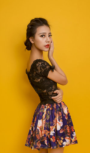 天降的女子从二楼掉下来豆瓣