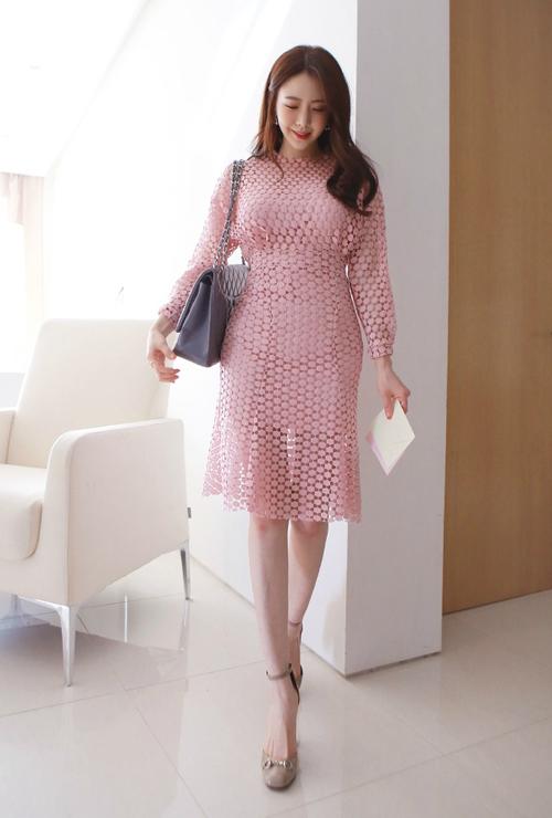 虫虫动画一个黄的一个红的