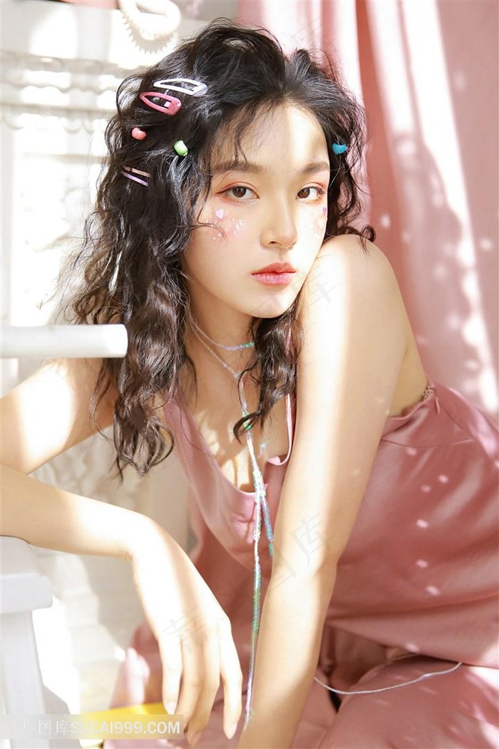 农村淫风四级片