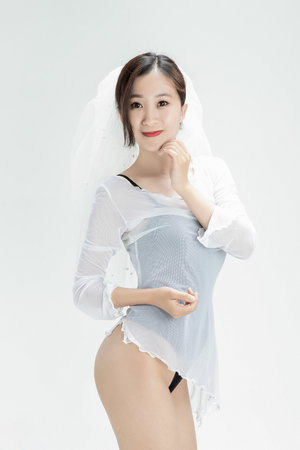 年轻的后妈电影