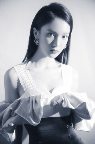 男女啪啦啦超猛烈动态图