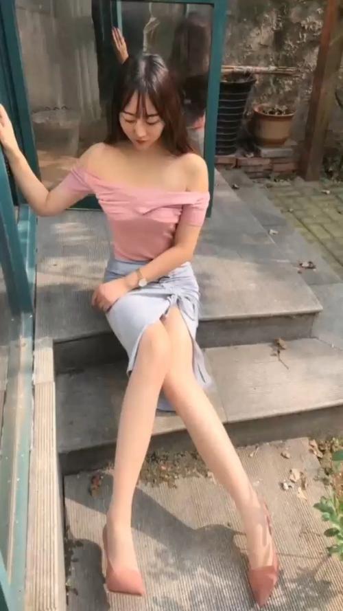 巨大爆乳美女和男人网站