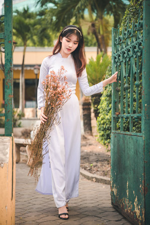 国产美女亚洲精品久久久毛片