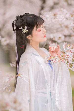 亚洲欧美日韩国产毛片无码