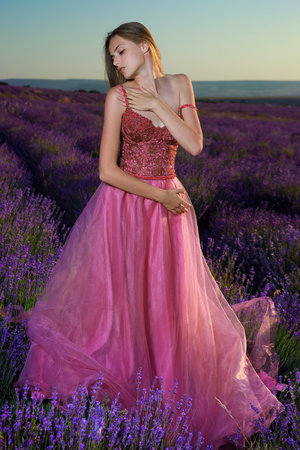 耗尽一生高清完整版