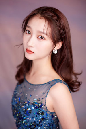 情侣奴伺候女王第2部分小说